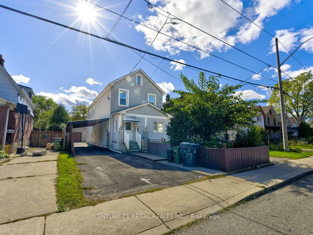 11 Midburn Avenue