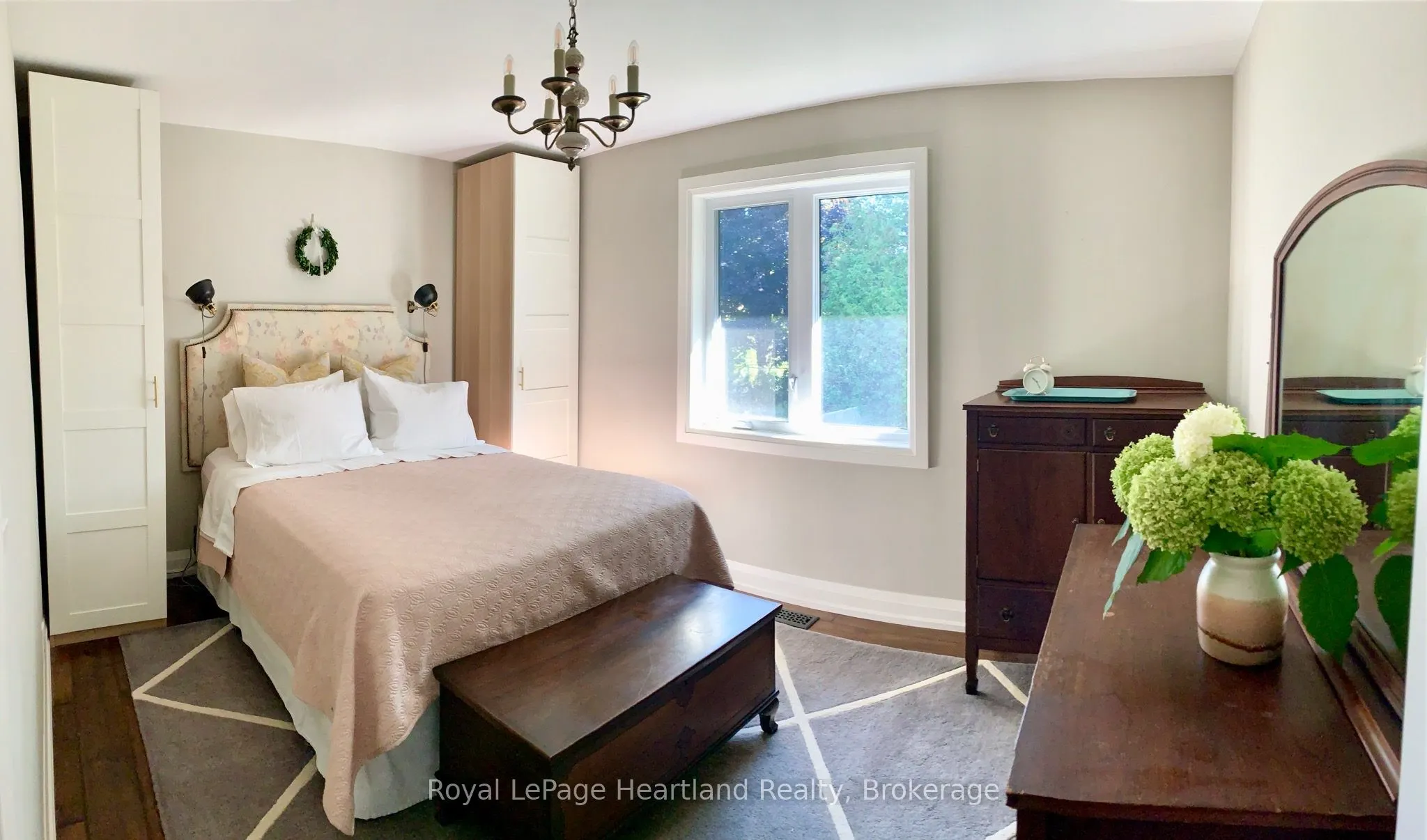 15 SCARBOROUGH HEIGHTS Boulevard