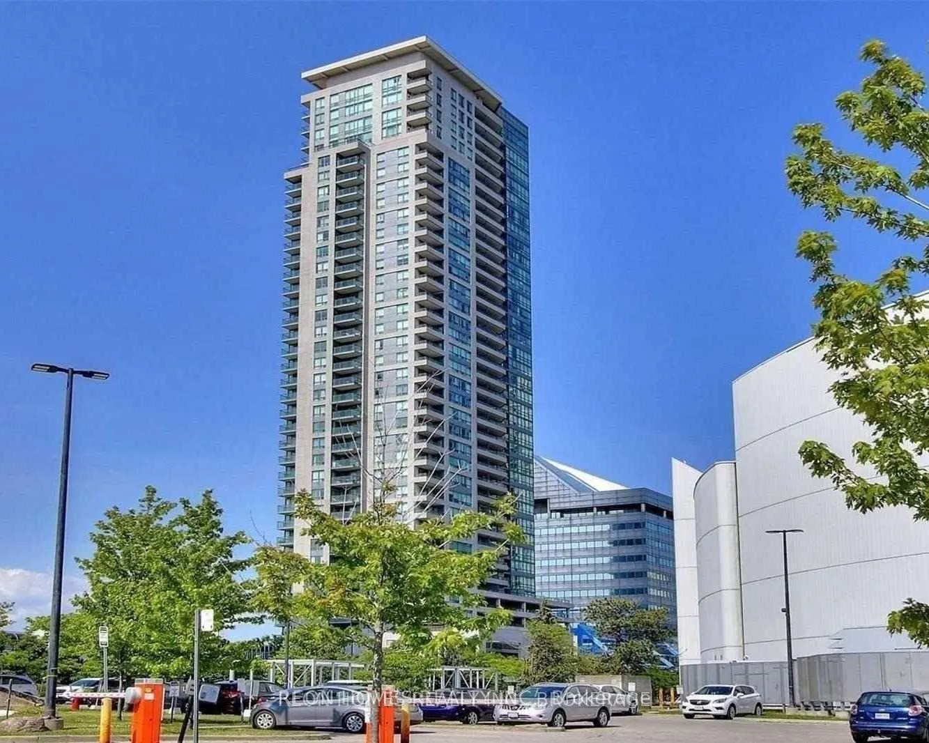 151 Village Green Square, #2903