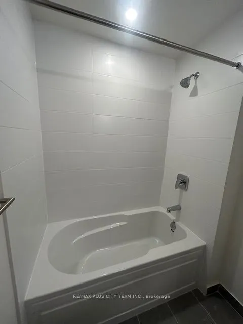 3260 Sheppard Avenue E, #407