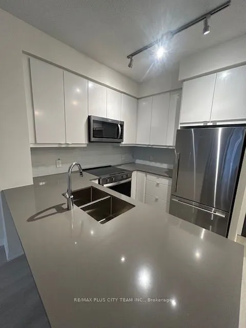3260 Sheppard Avenue E, #407
