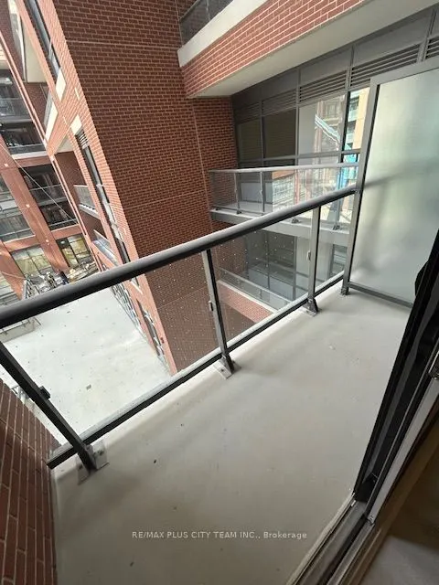 3260 Sheppard Avenue E, #407