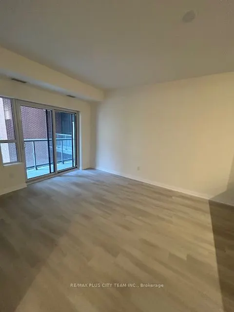 3260 Sheppard Avenue E, #407