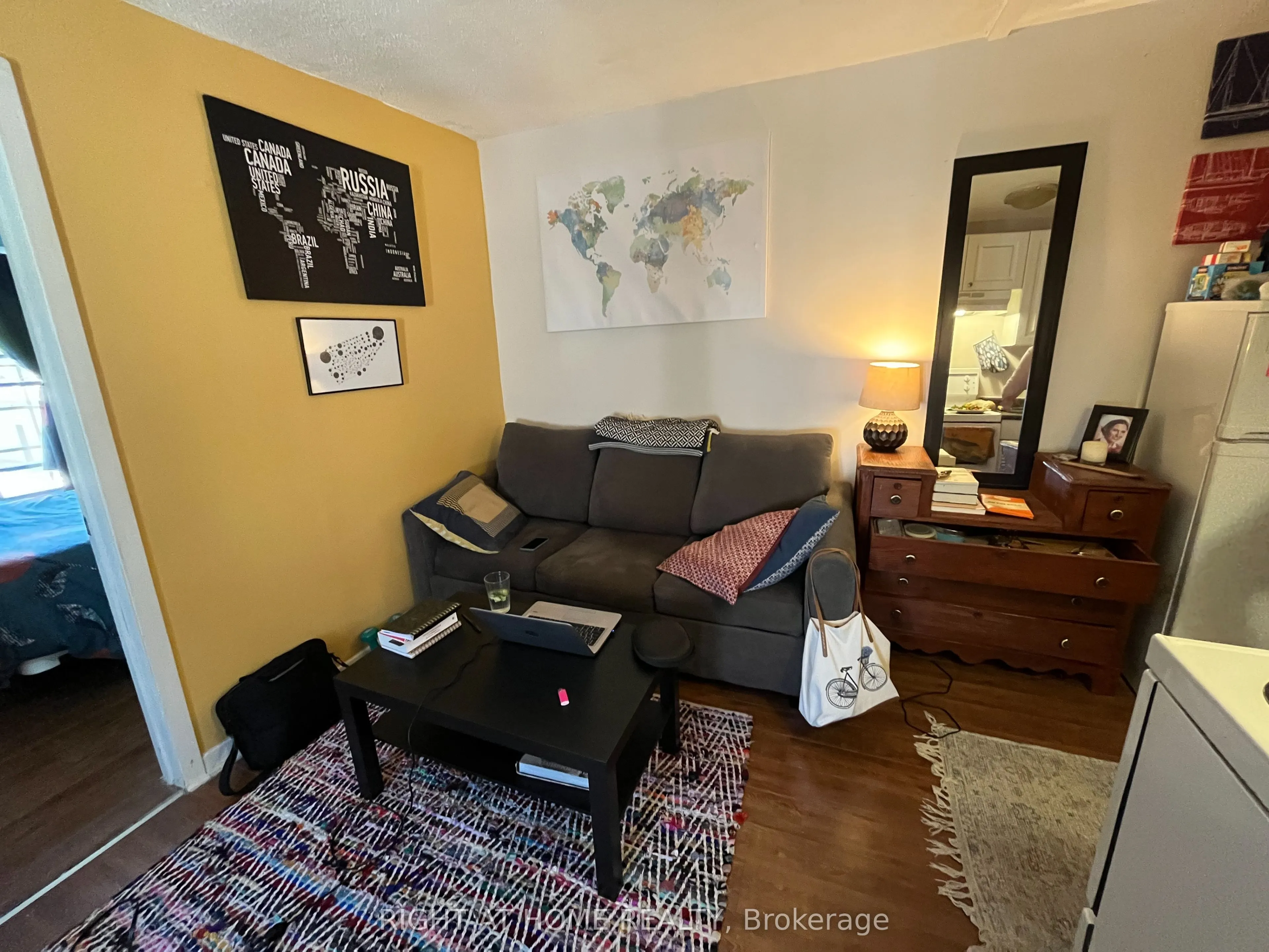 27 Hamilton Street, #203