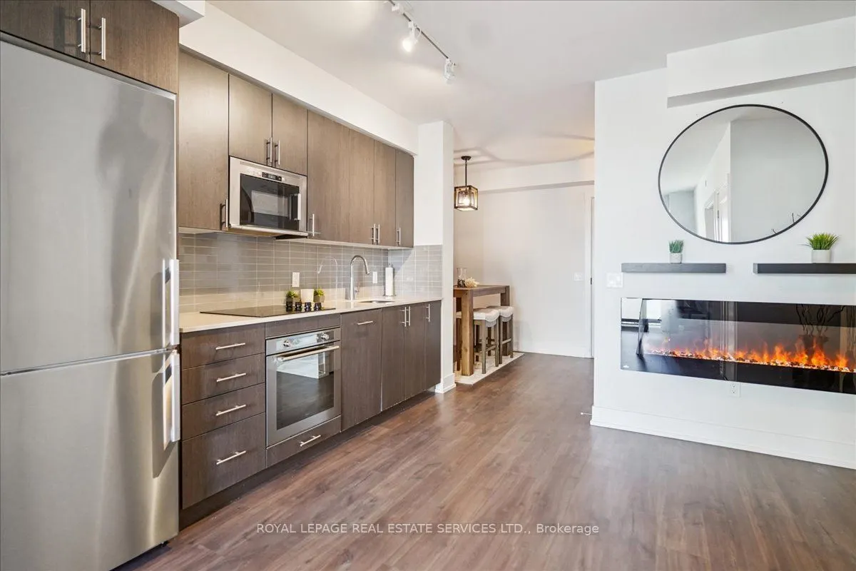 2550 Simcoe Street N, #1012
