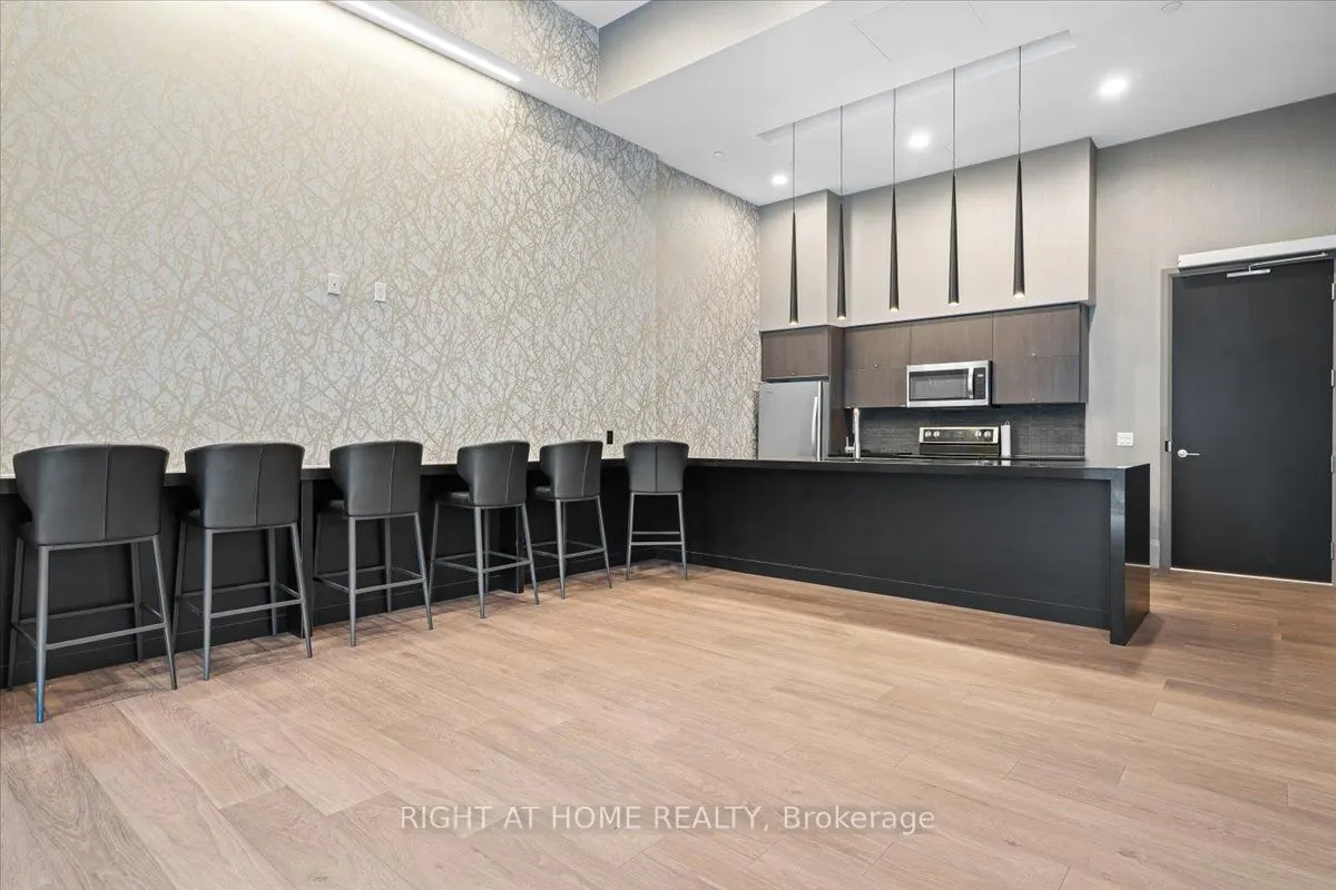 8 Trent Avenue, #210