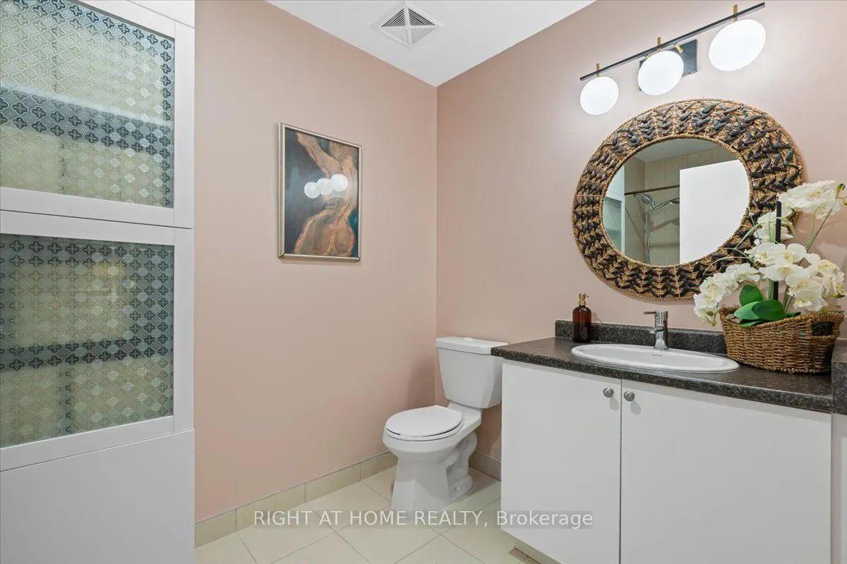 8 Trent Avenue, #210