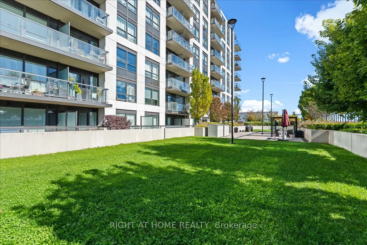 8 Trent Avenue, #210