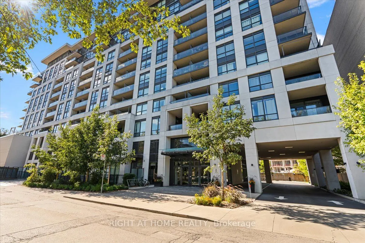 8 Trent Avenue, #210