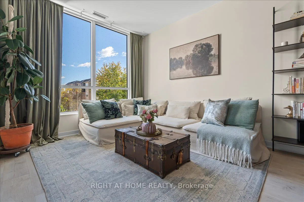 8 Trent Avenue, #210
