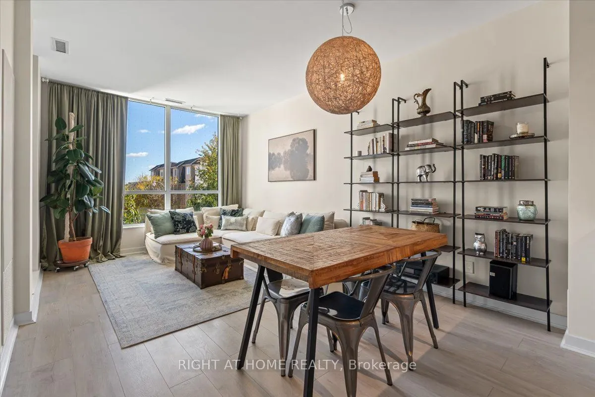 8 Trent Avenue, #210