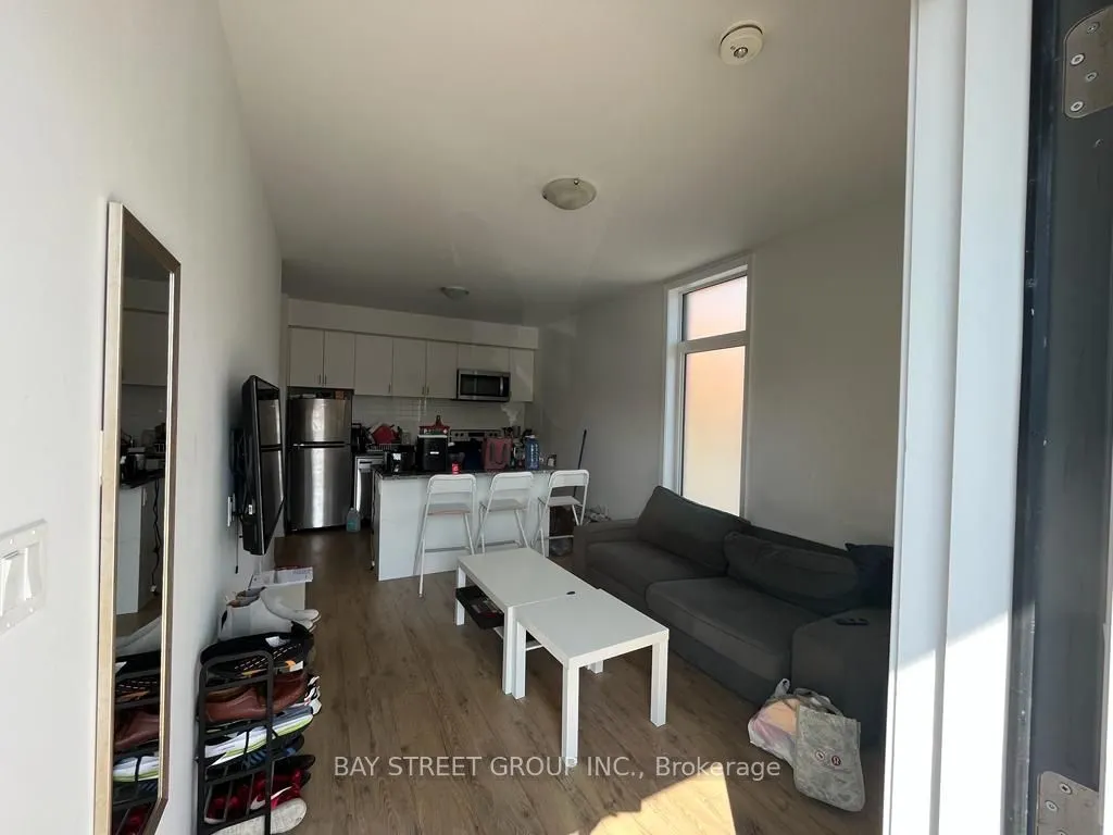 1760 Simcoe Street N, #96C
