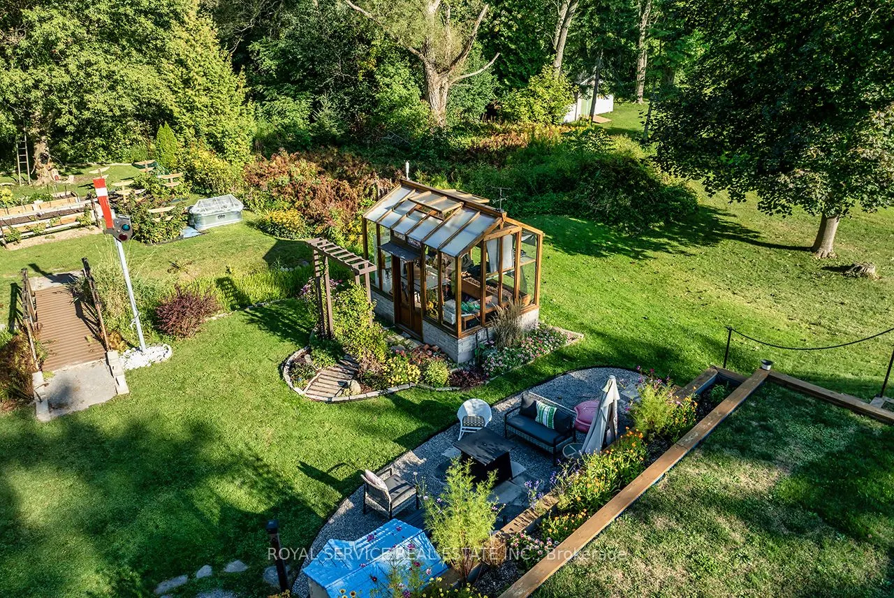 5781 Ochonski Road