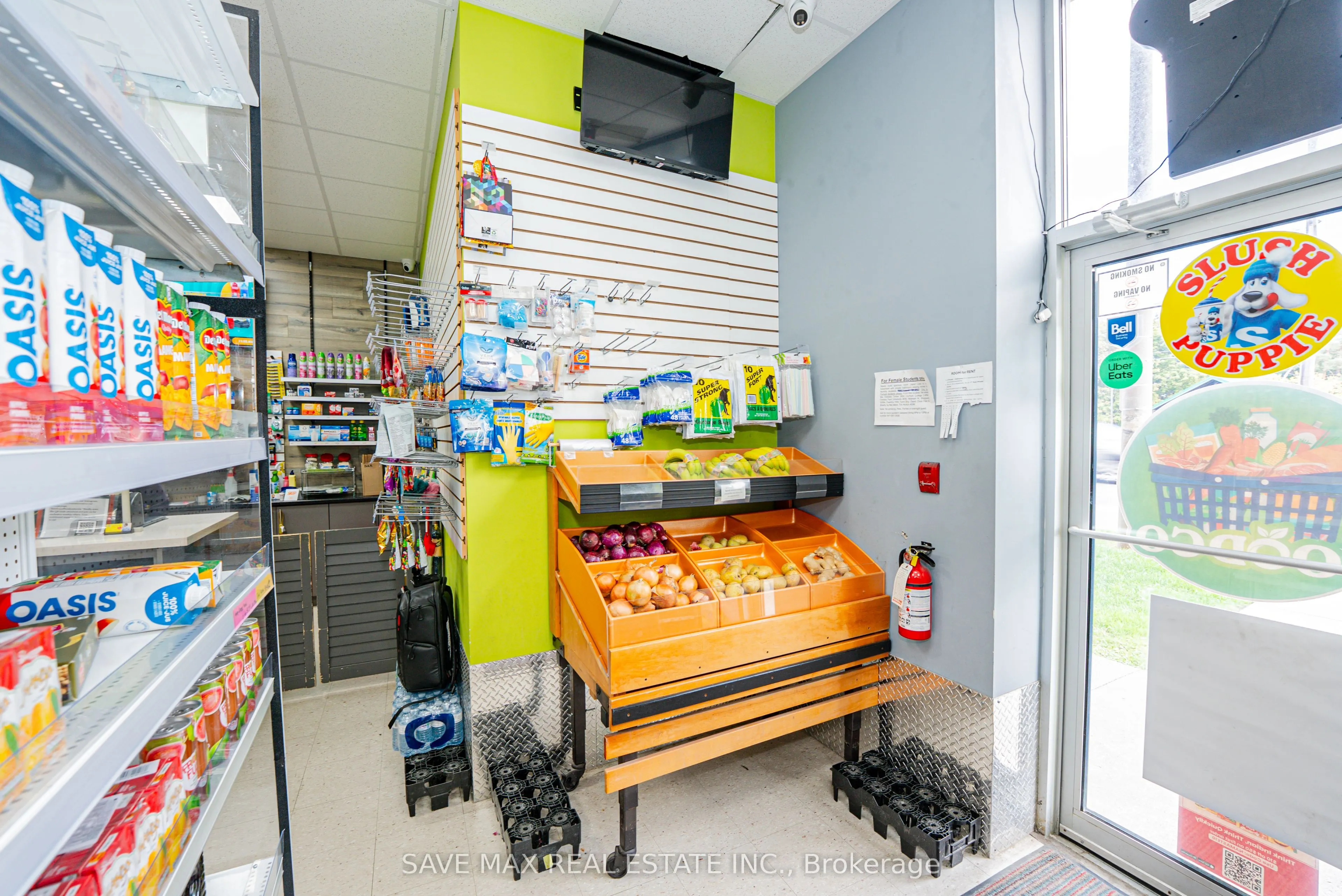 1700 Simcoe Street N, #N3