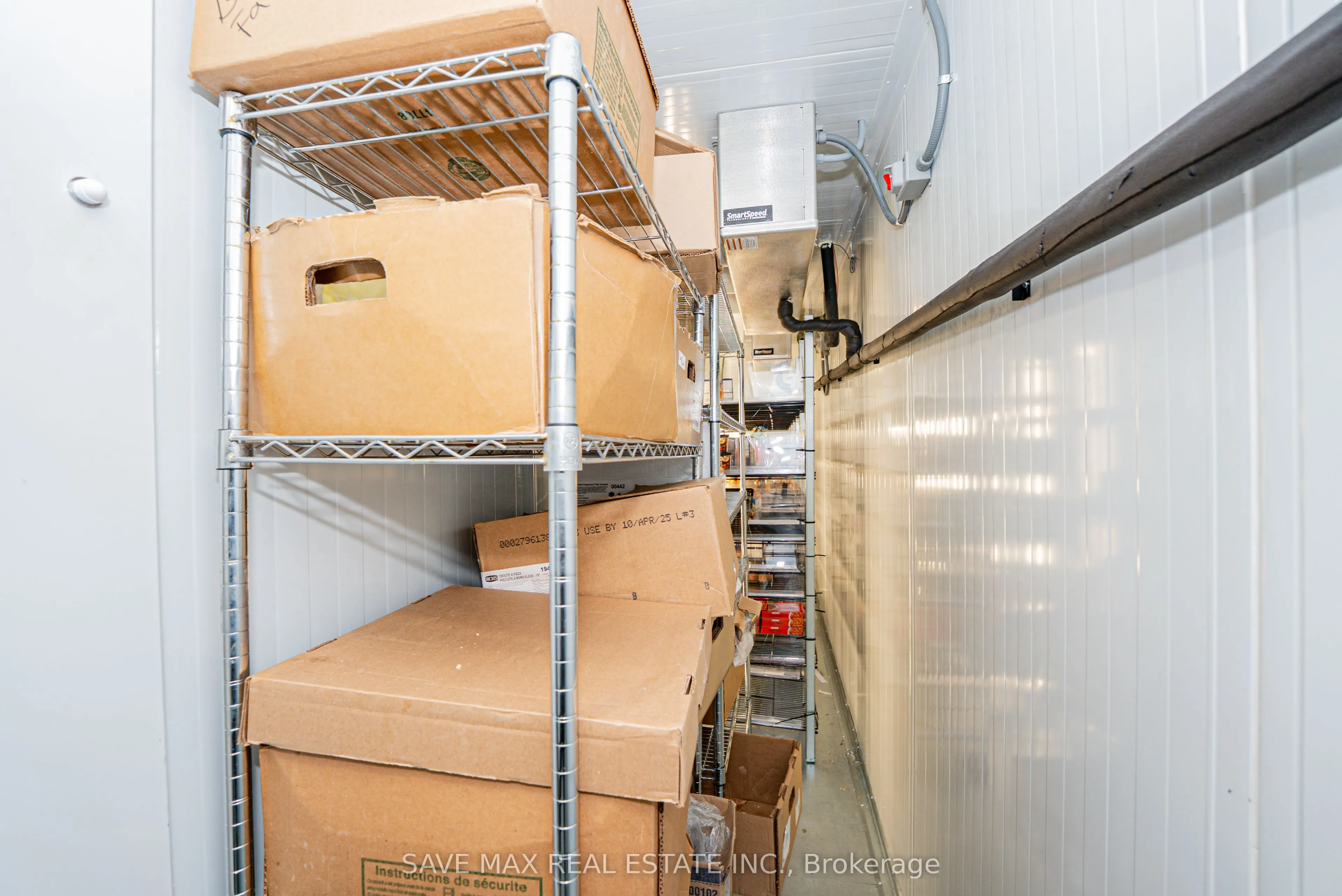 1700 Simcoe Street N, #N3