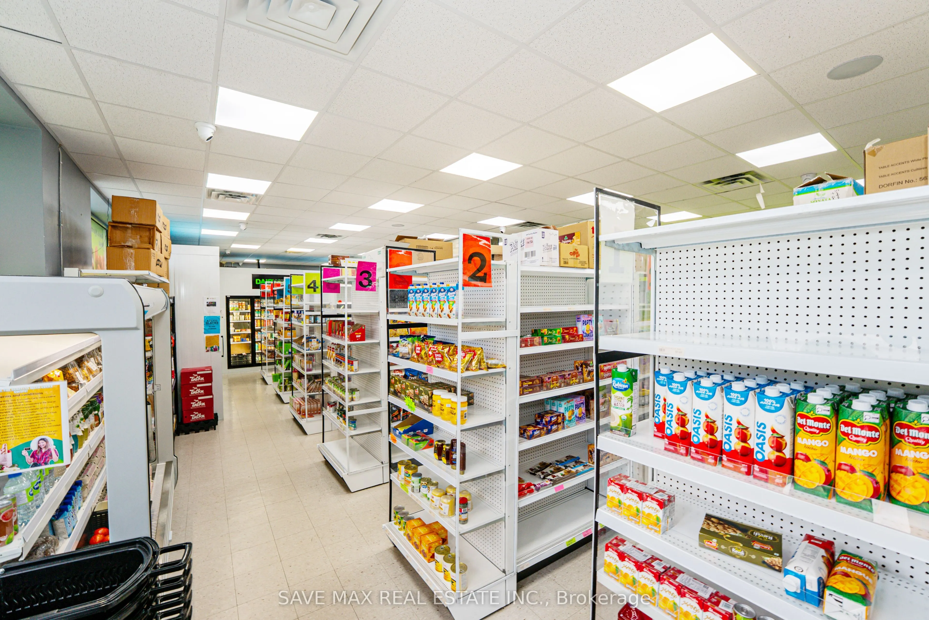 1700 Simcoe Street N, #N3