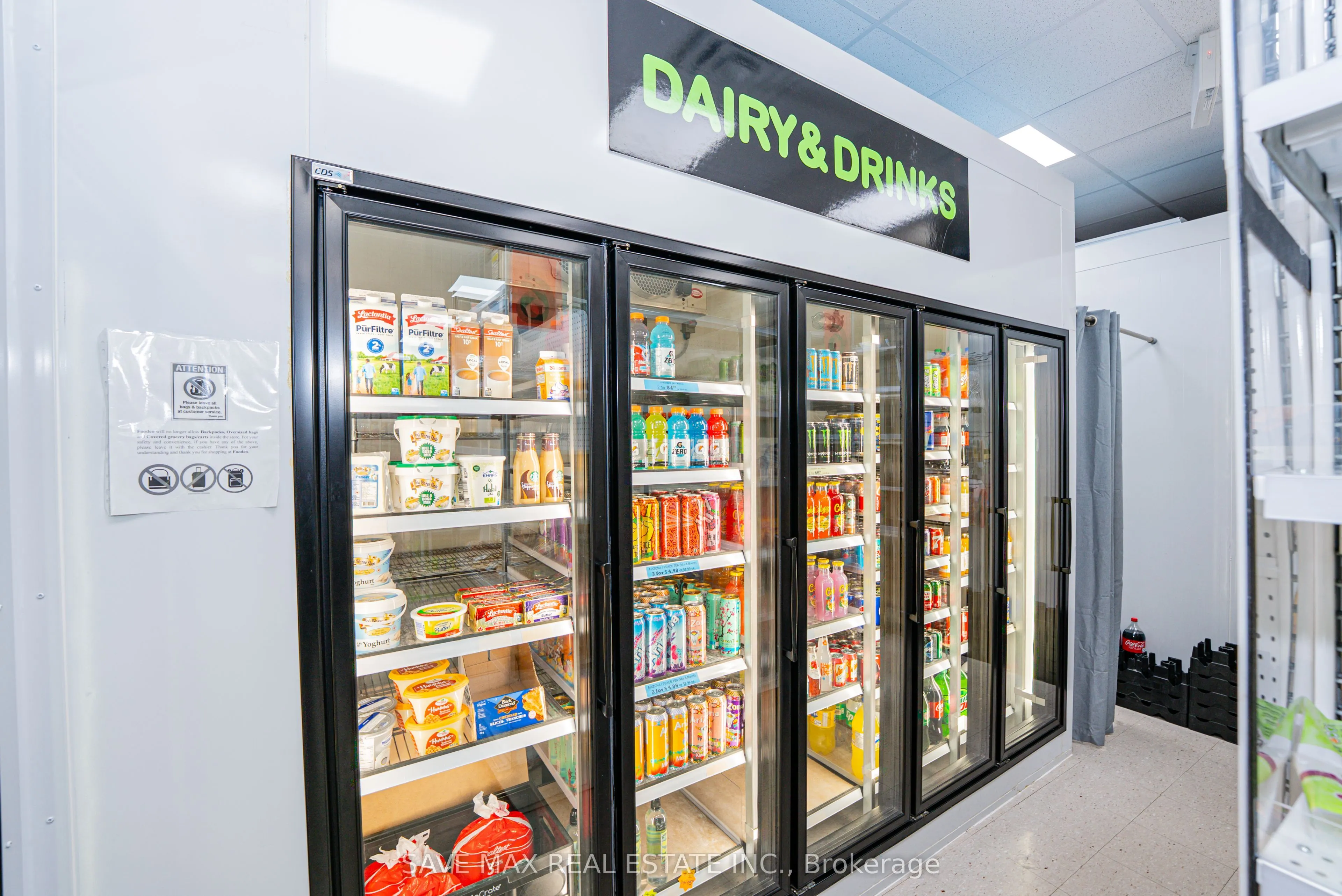 1700 Simcoe Street N, #N3