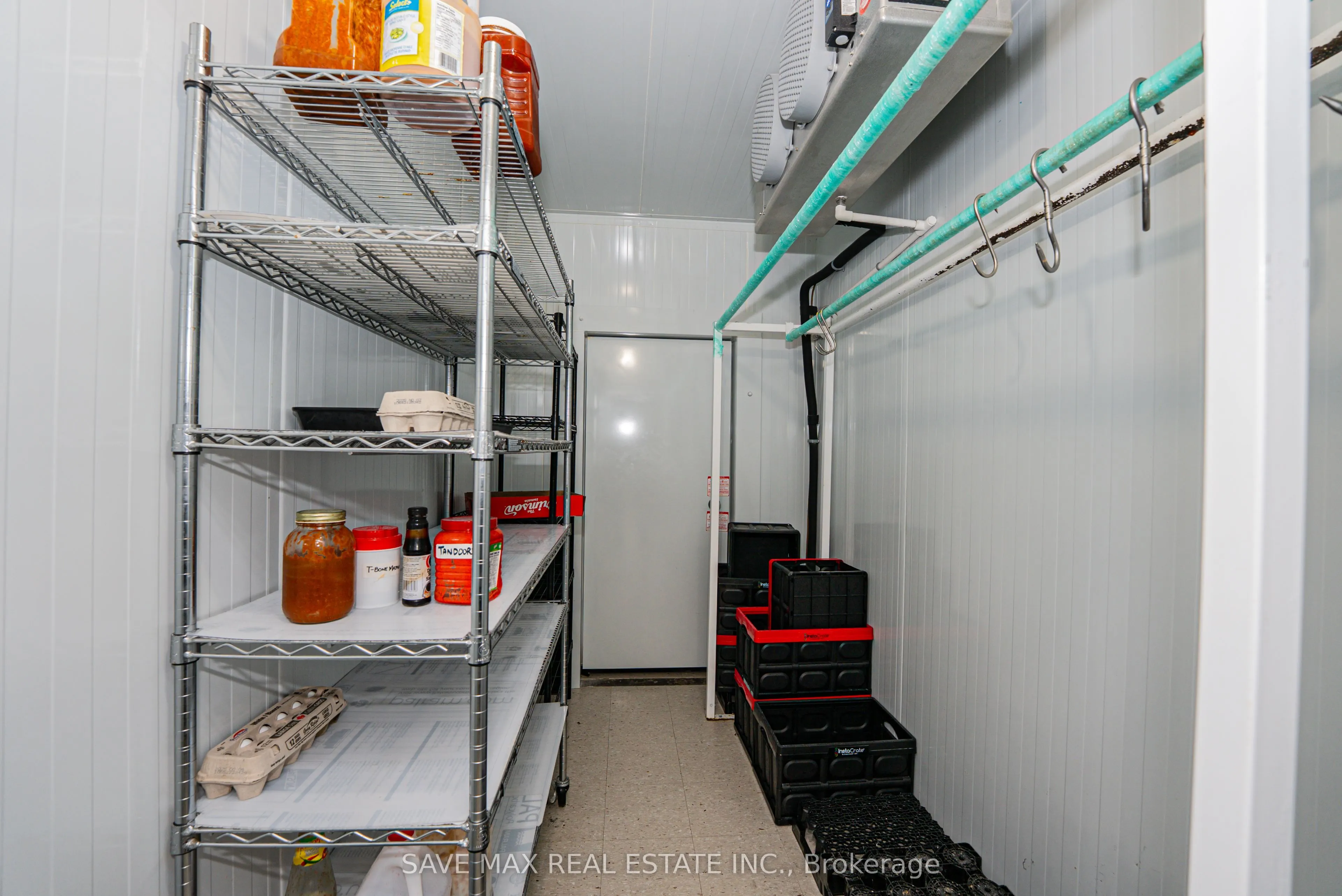 1700 Simcoe Street N, #N3