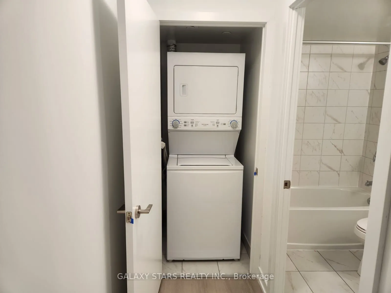 1435 Celebration Drive, #407