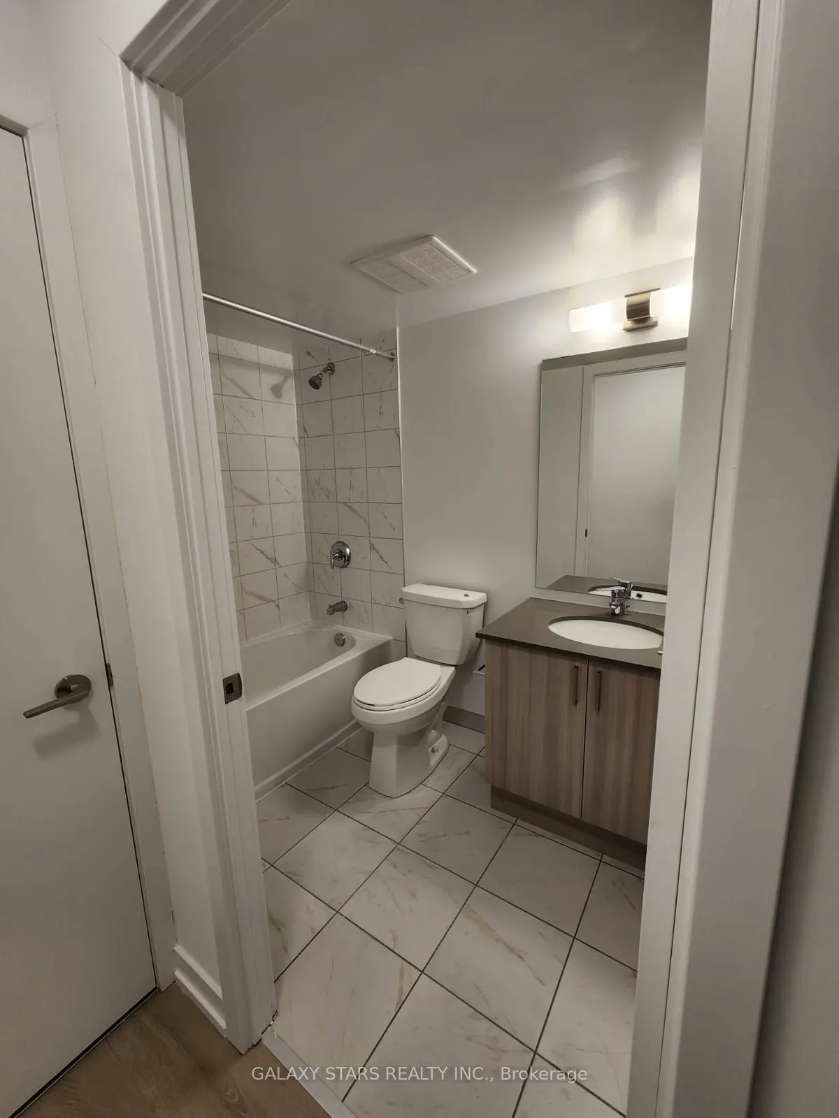 1435 Celebration Drive, #407
