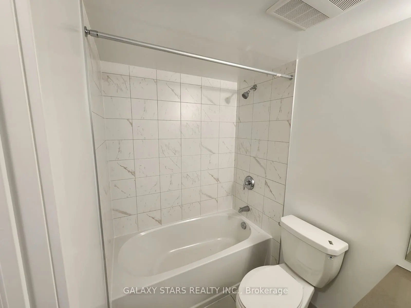 1435 Celebration Drive, #407