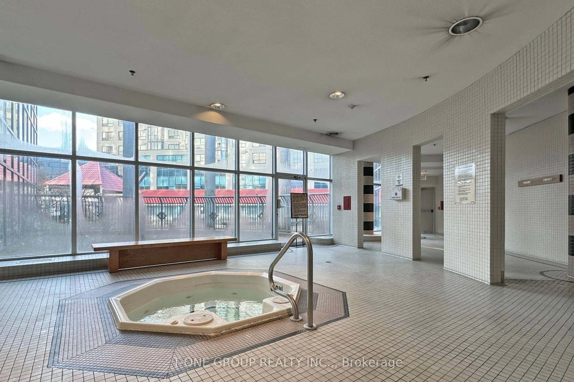 2550 Lawrence Avenue E, #808