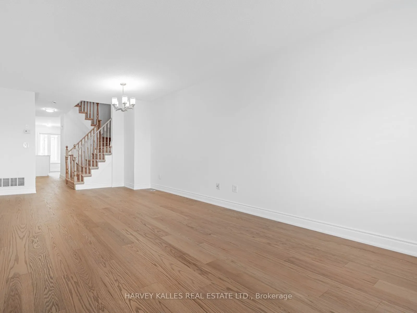 83 Mondeo Drive, #521