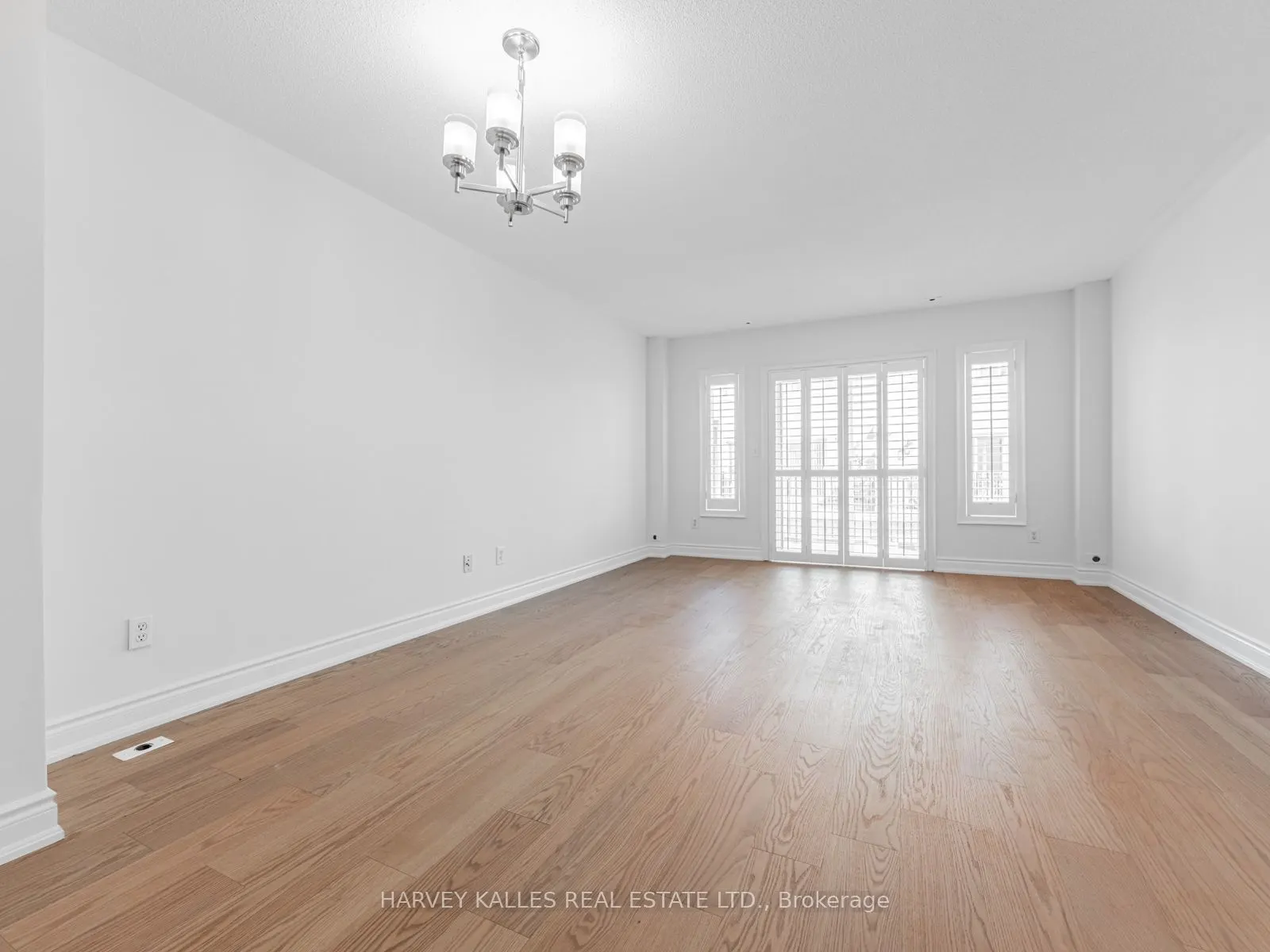 83 Mondeo Drive, #521