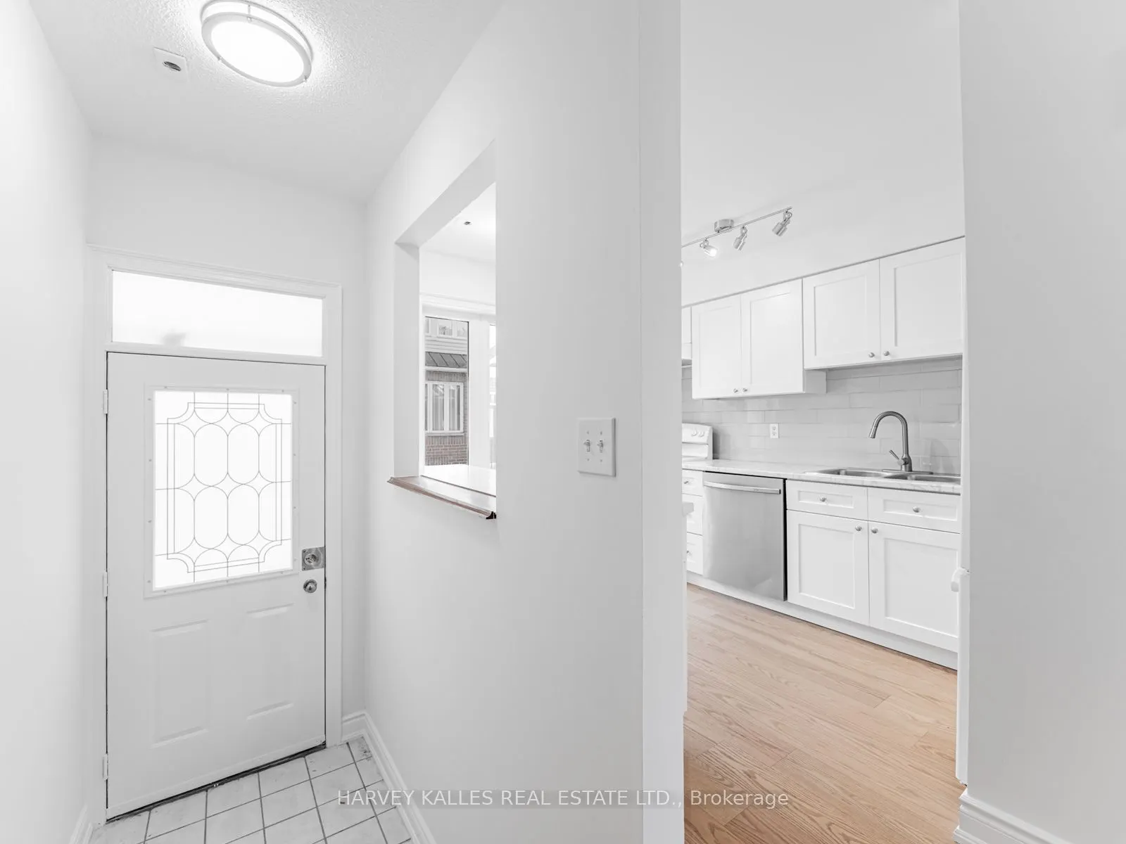 83 Mondeo Drive, #521