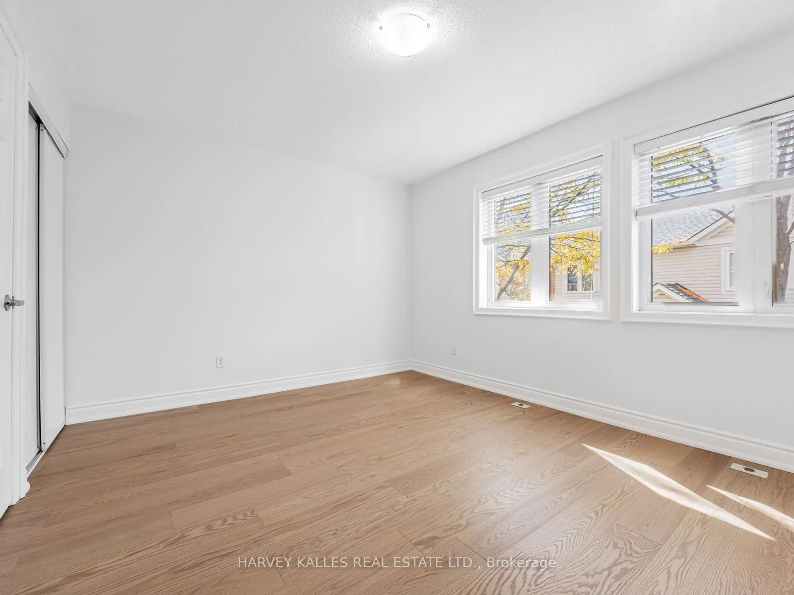 83 Mondeo Drive, #521