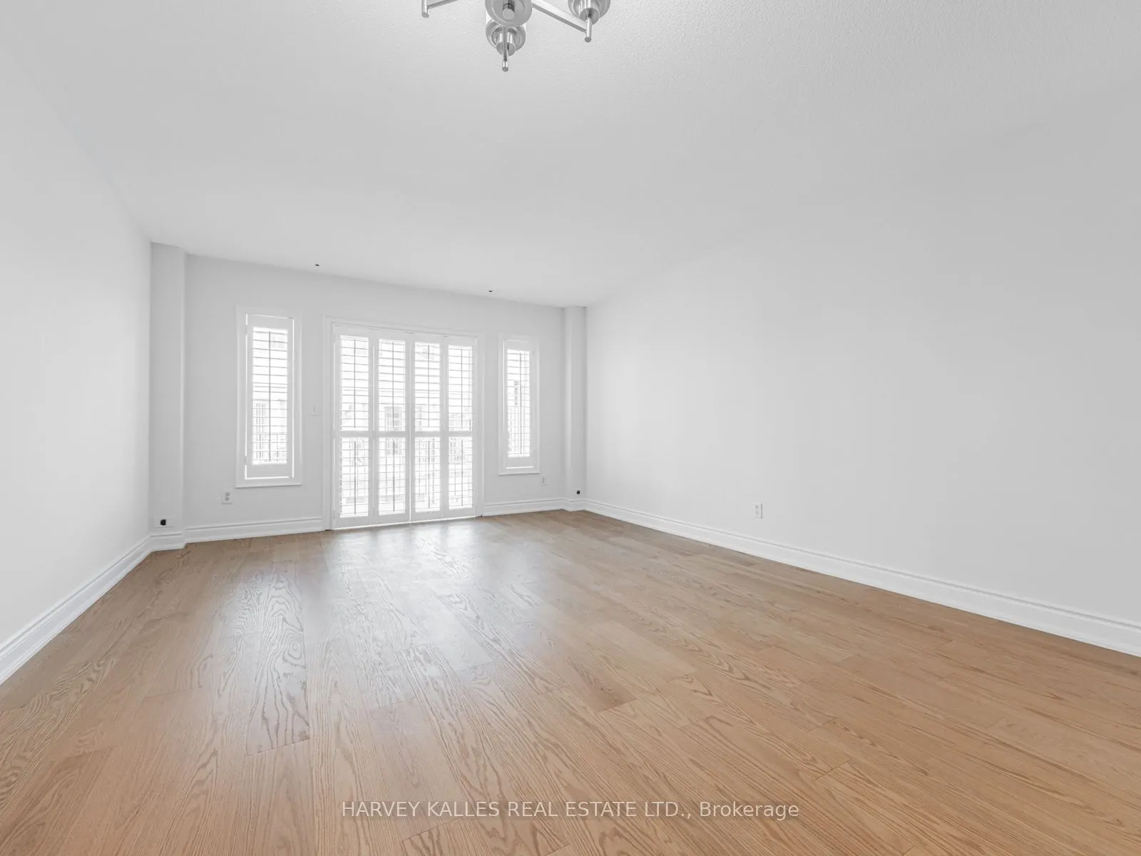 83 Mondeo Drive, #521