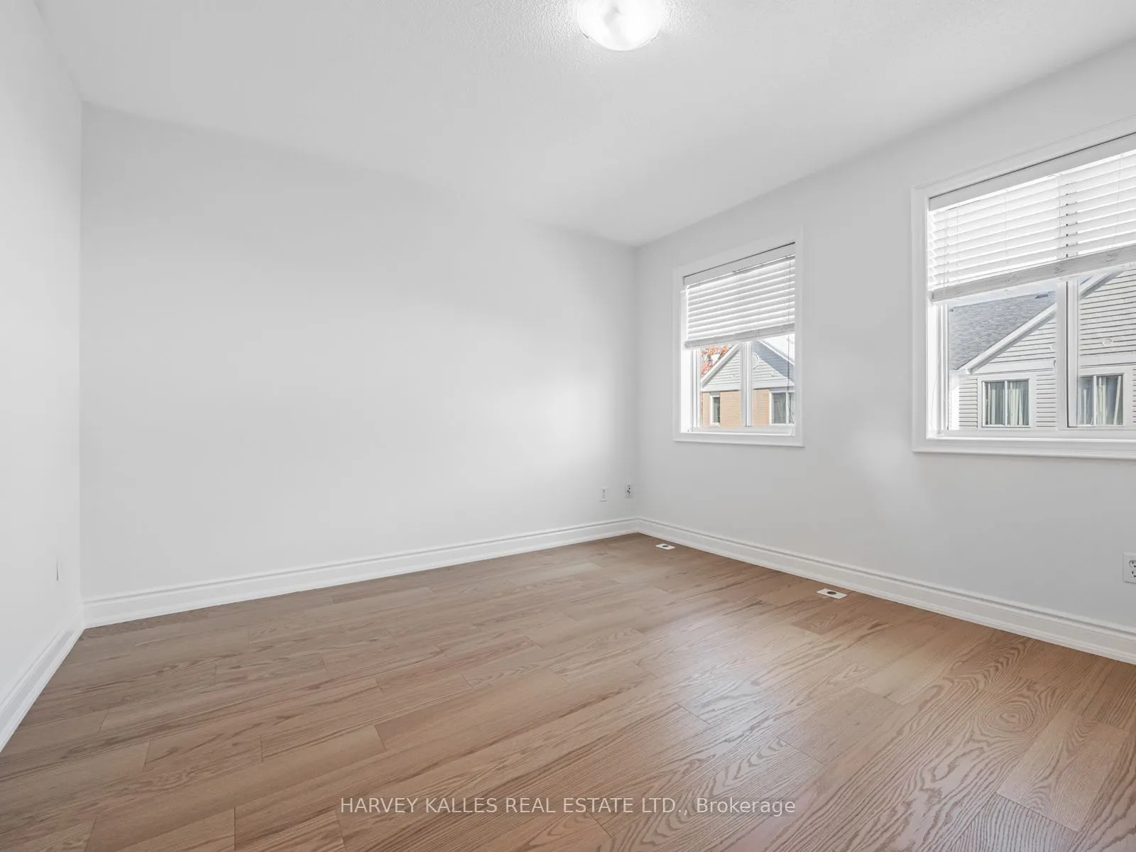 83 Mondeo Drive, #521