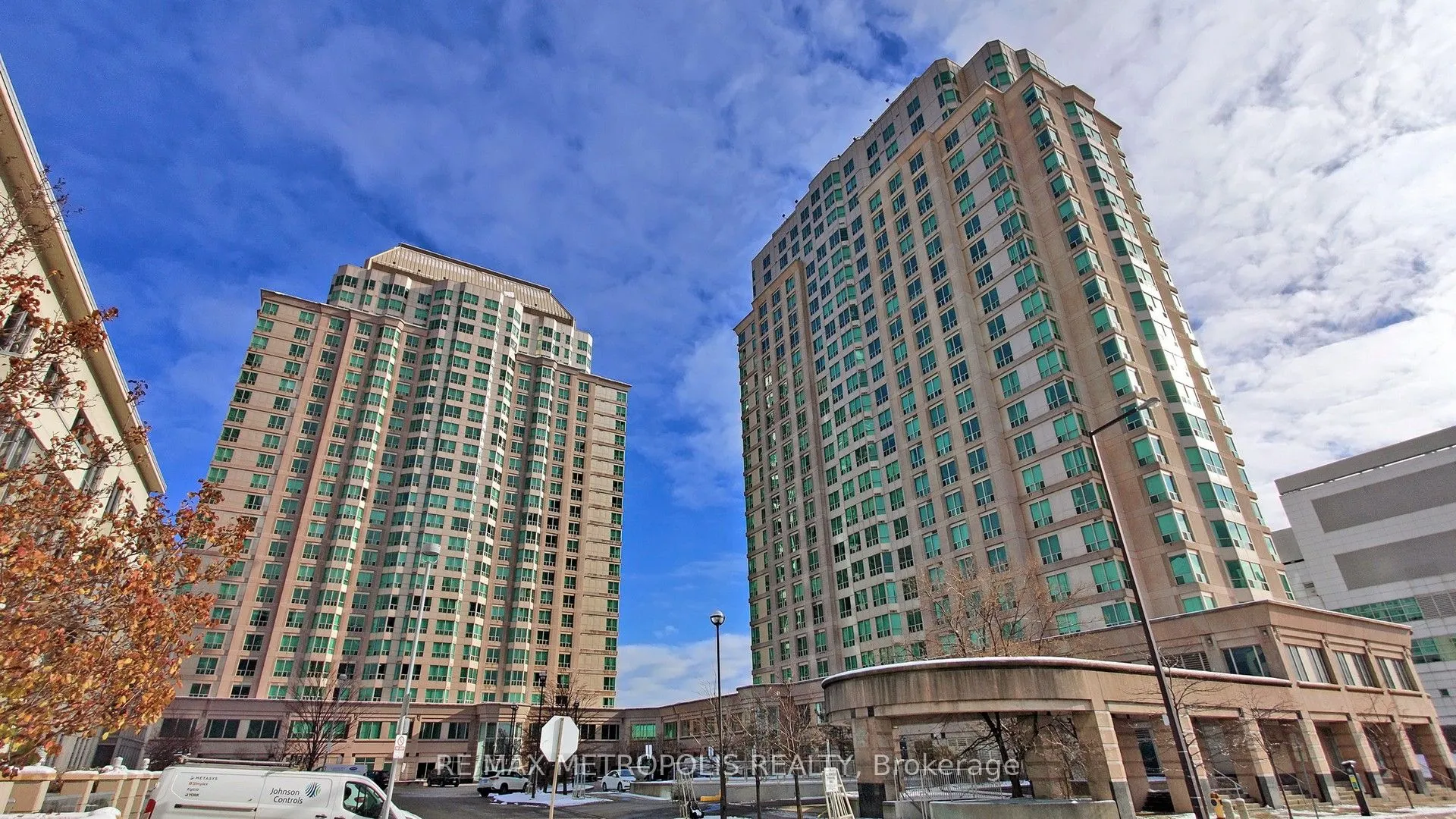 11 Lee Centre Drive, #1505