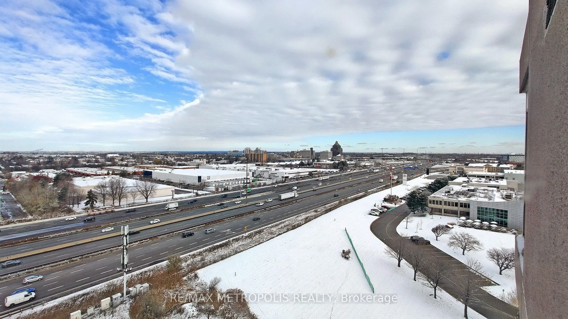 11 Lee Centre Drive, #1505