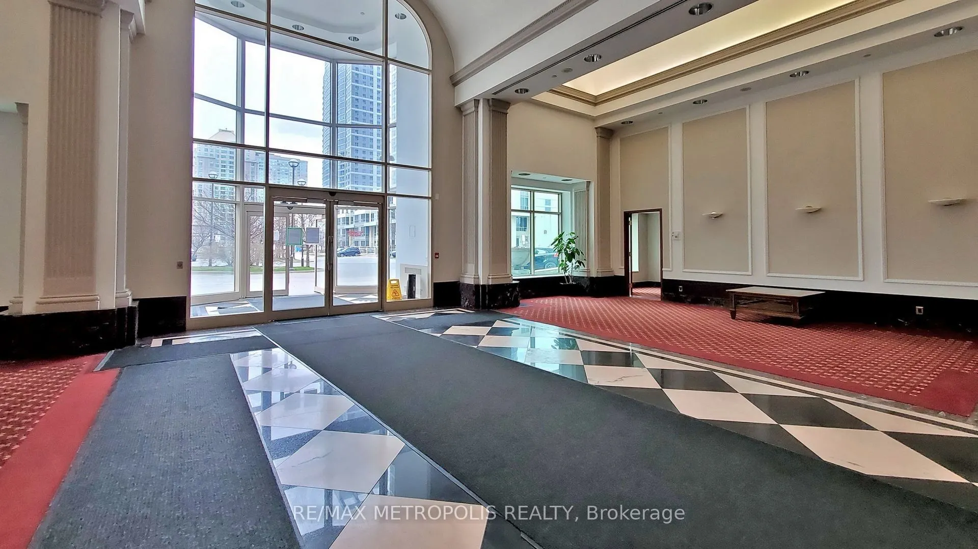 11 Lee Centre Drive, #1505