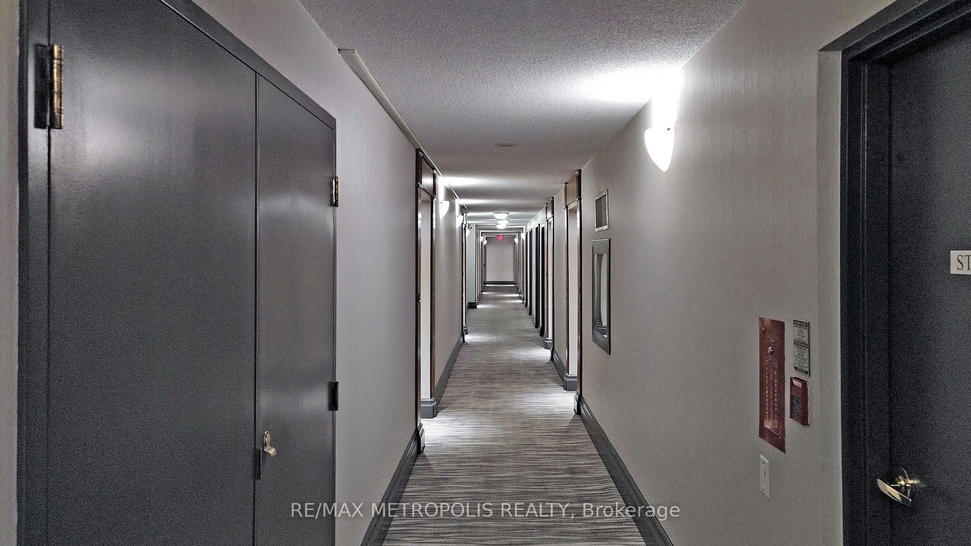 11 Lee Centre Drive, #1505