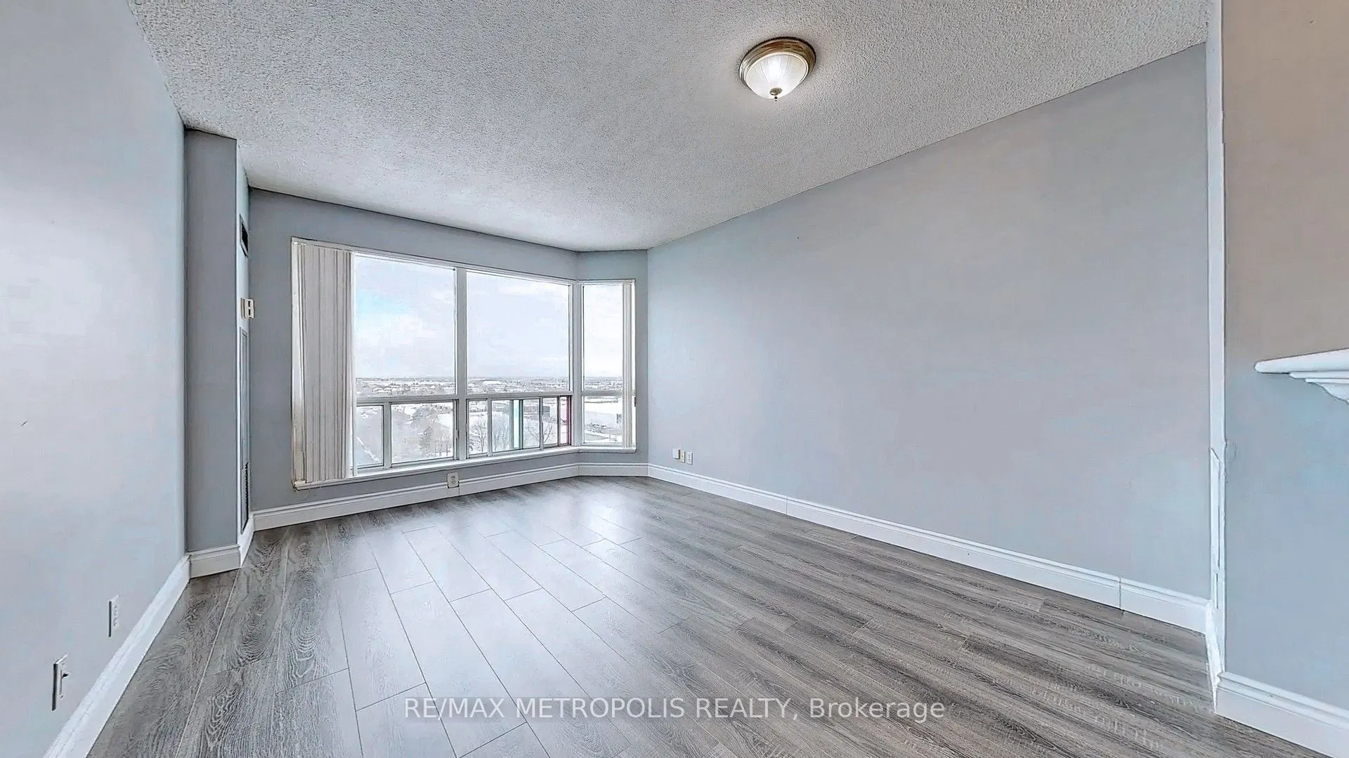 11 Lee Centre Drive, #1505