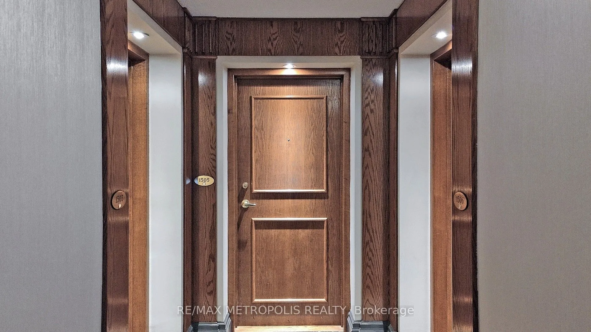 11 Lee Centre Drive, #1505