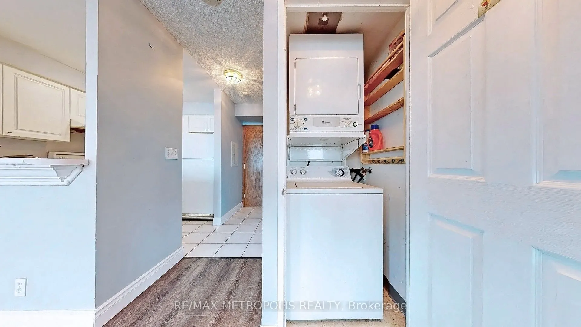 11 Lee Centre Drive, #1505