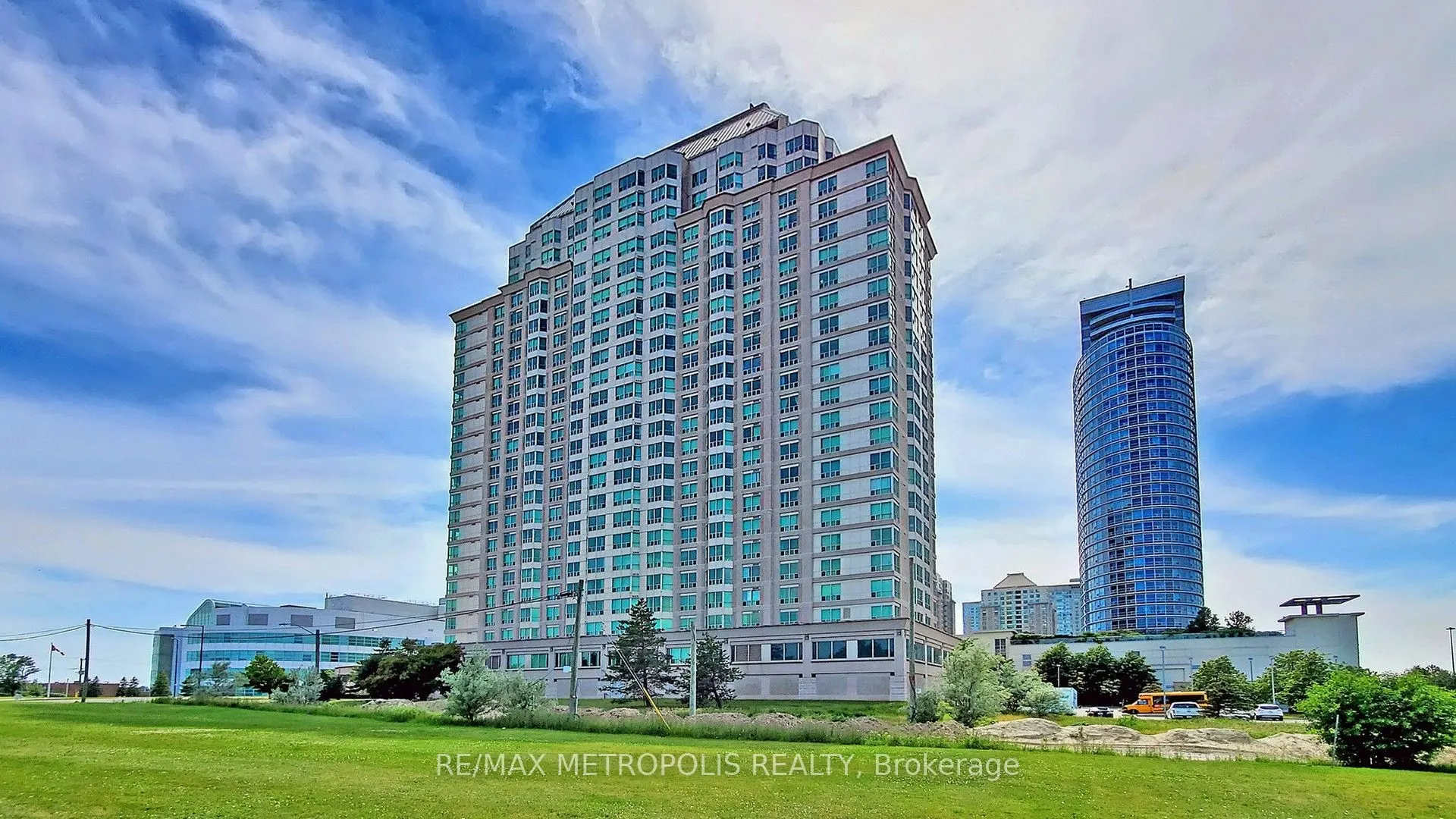 11 Lee Centre Drive, #1505