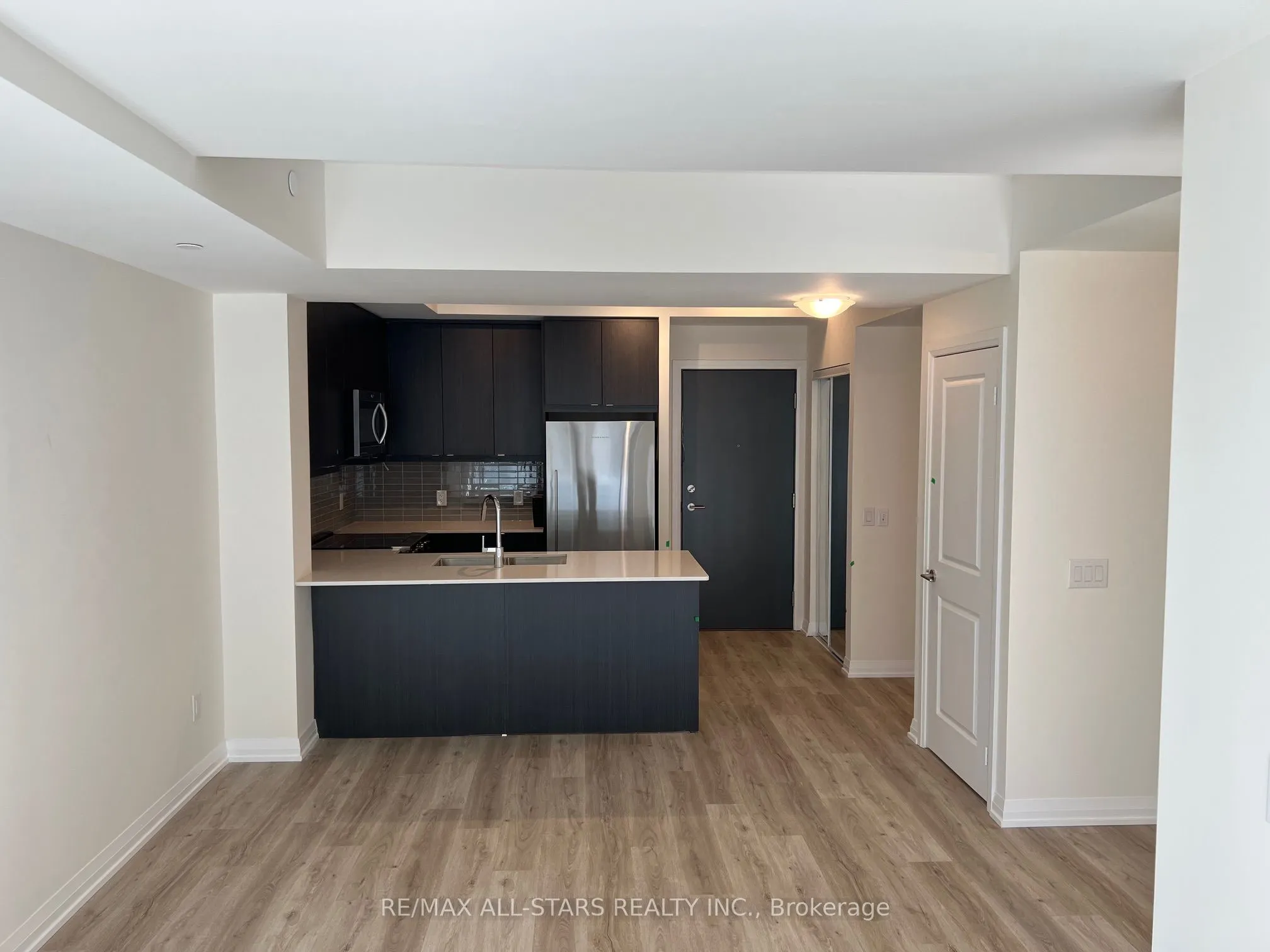 3270 Sheppard Avenue E, #424
