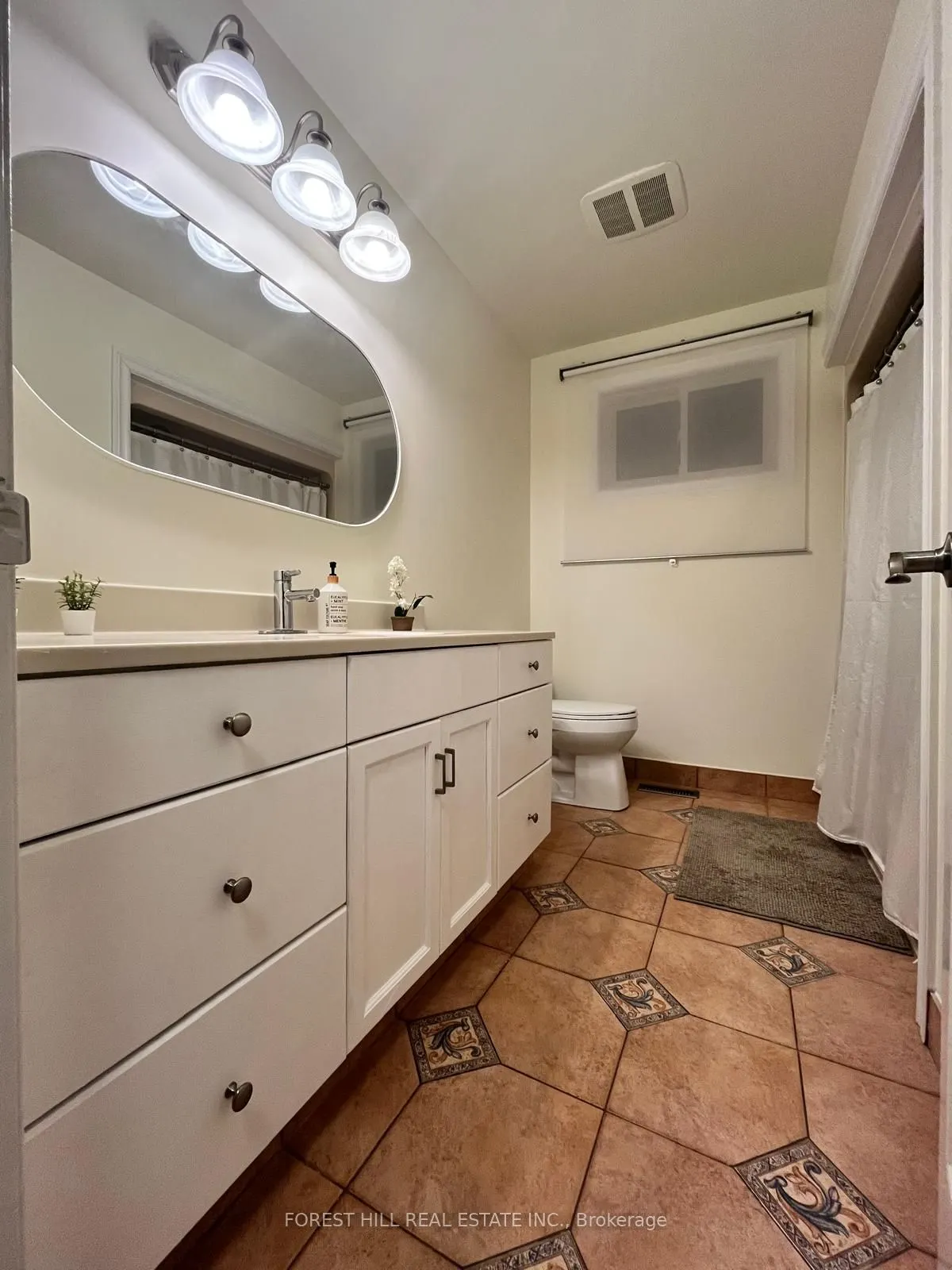 23 Tarsus Crescent
