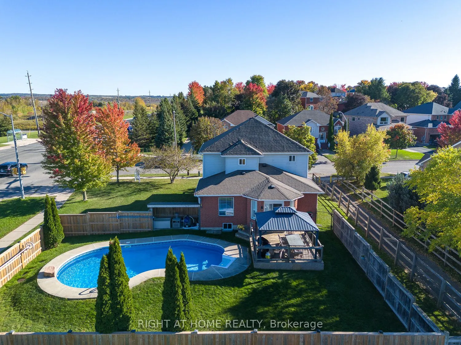 3 Greenway Boulevard