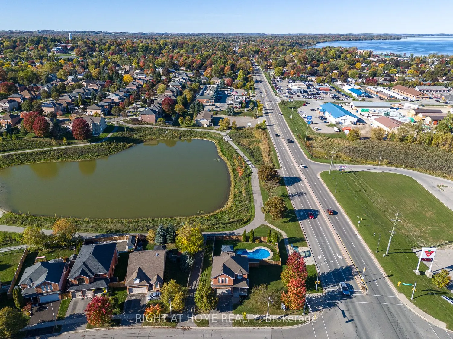 3 Greenway Boulevard