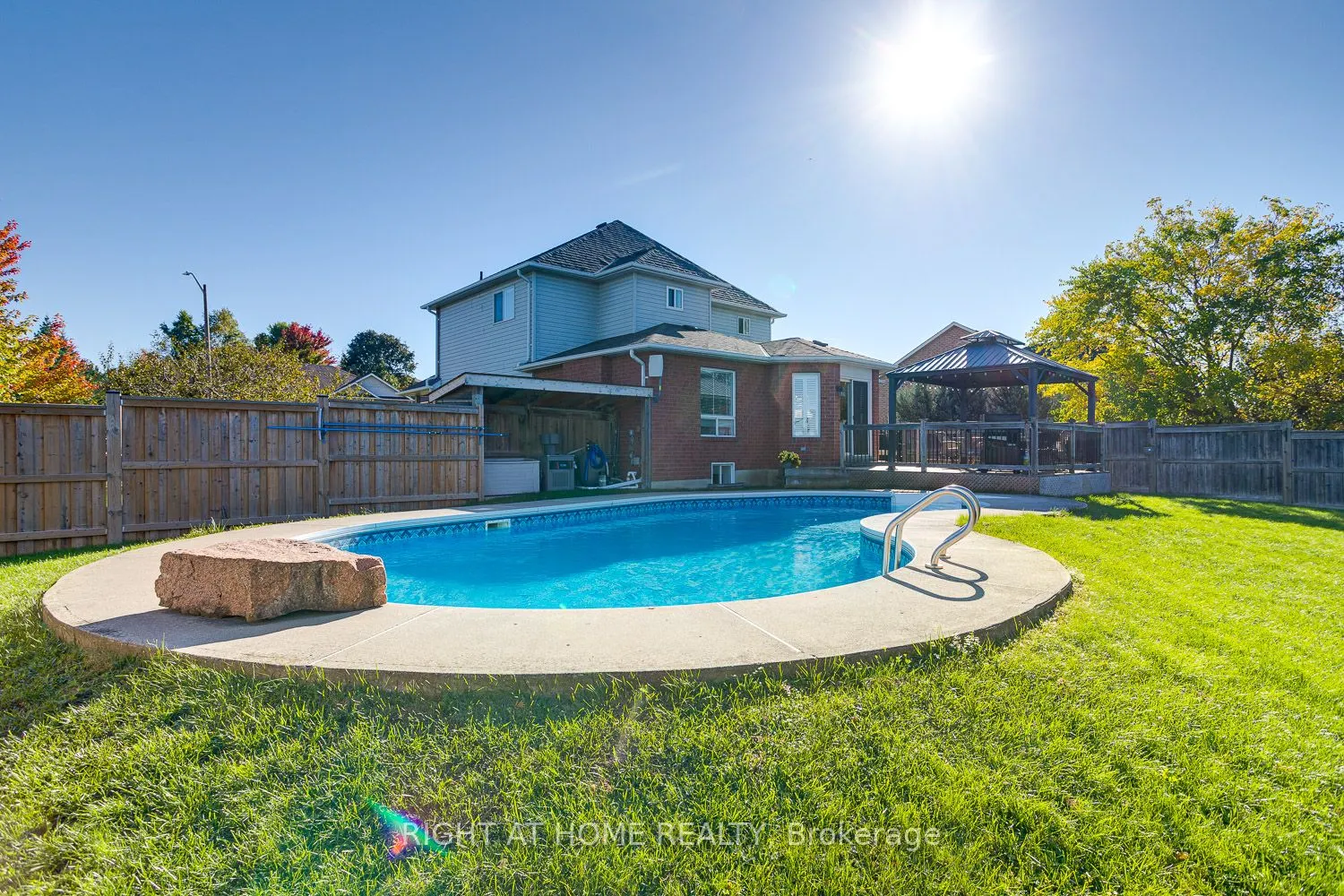 3 Greenway Boulevard