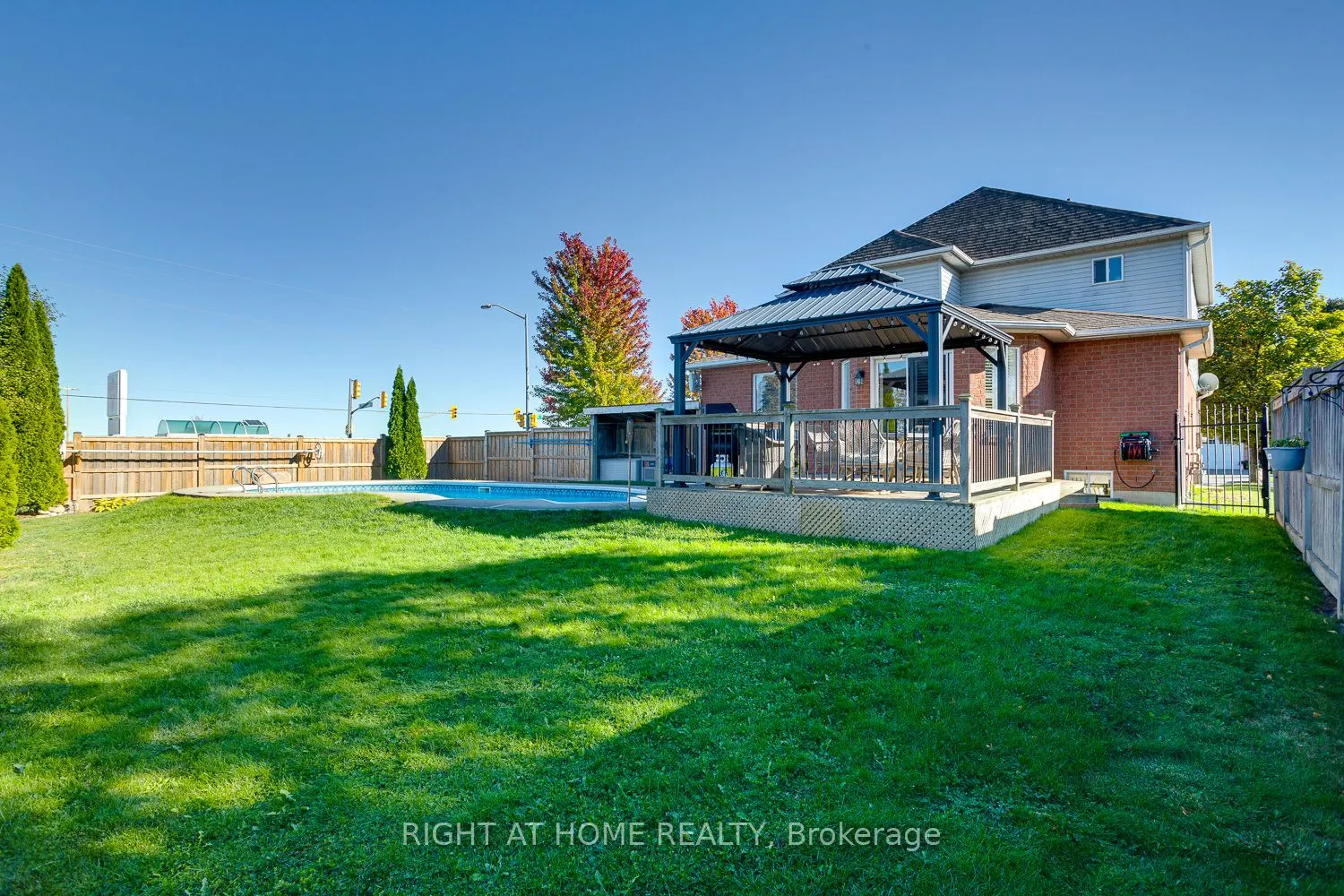 3 Greenway Boulevard