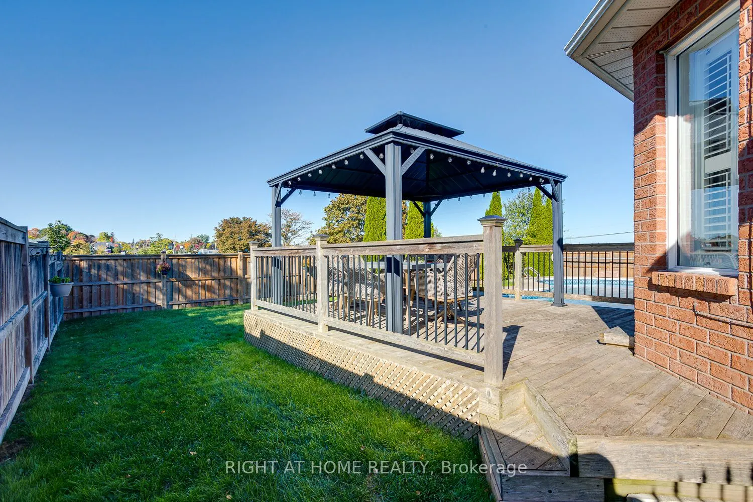 3 Greenway Boulevard