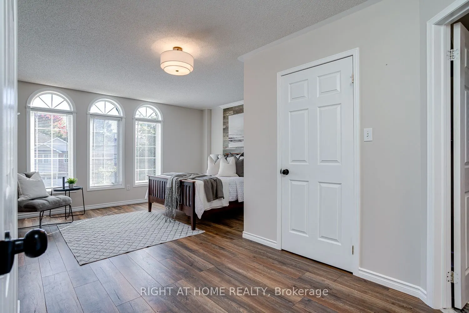3 Greenway Boulevard