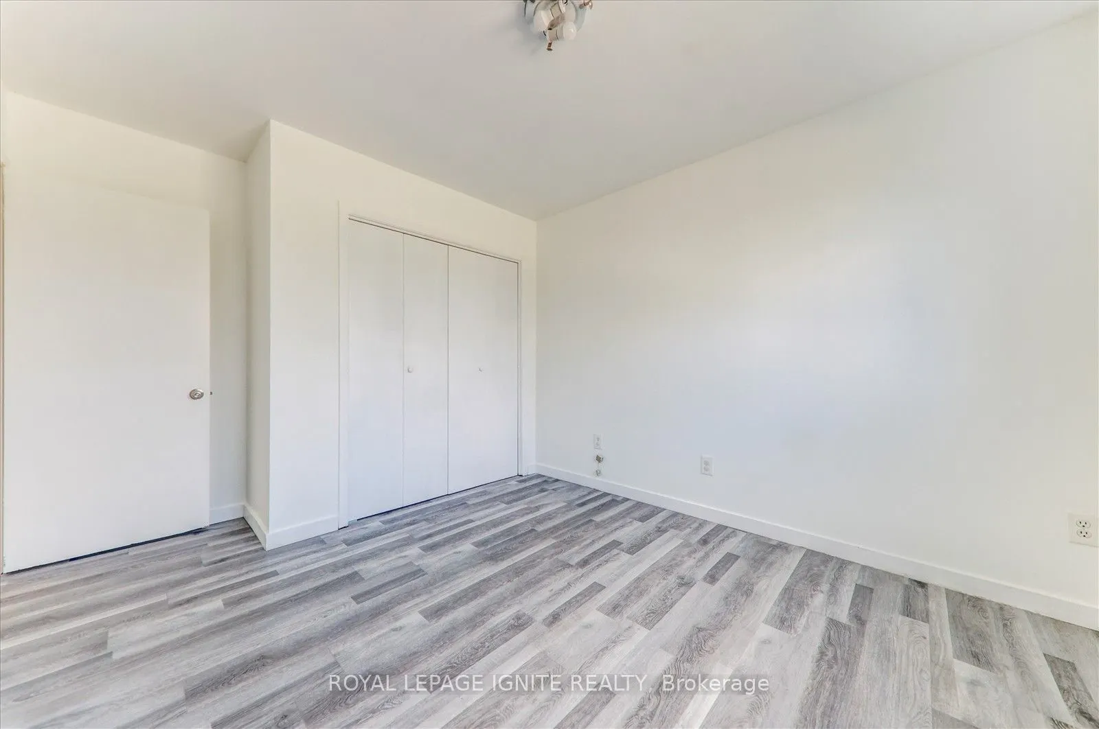 70 Port Darlington Road, #3 Bed Suite