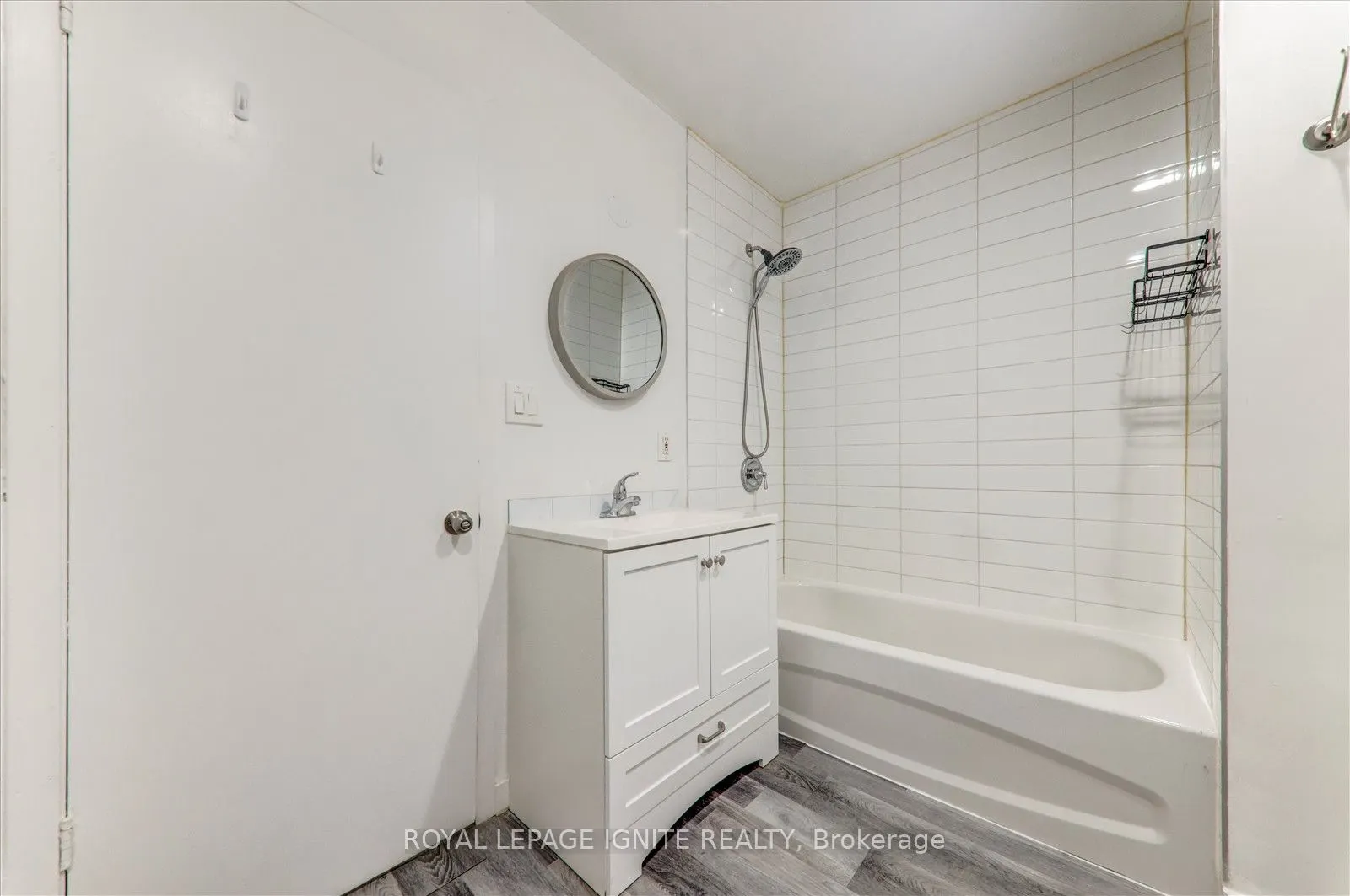70 Port Darlington Road, #3 Bed Suite